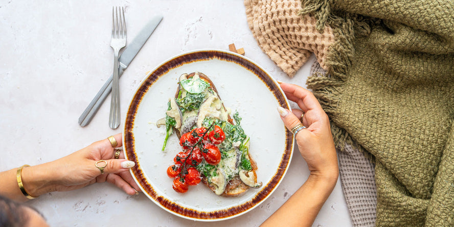Pork, creamy mushroom & spinach sourdough