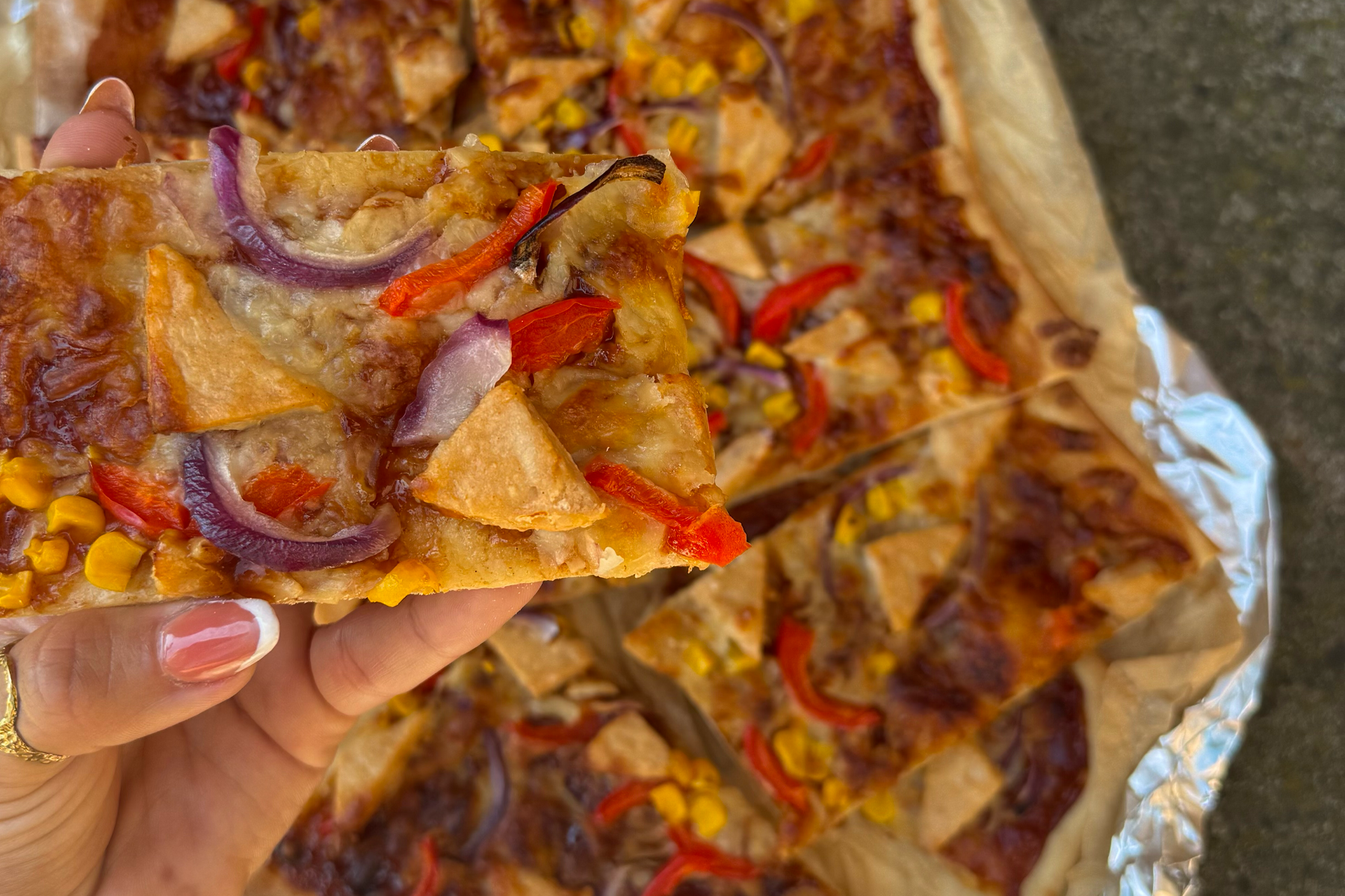BBQ chicken pizza